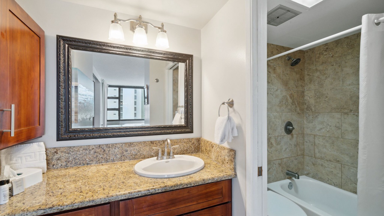 Photo of Bathroom in Waikiki