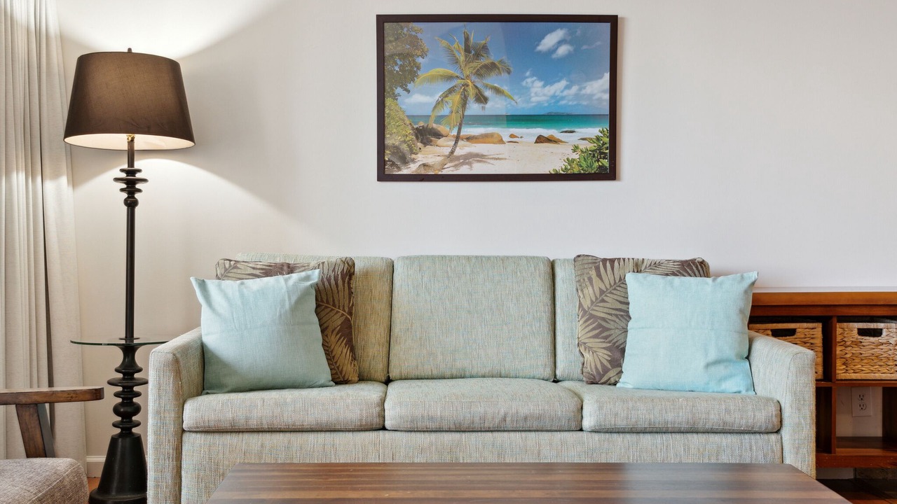 Photo of Livingroom in Waikiki