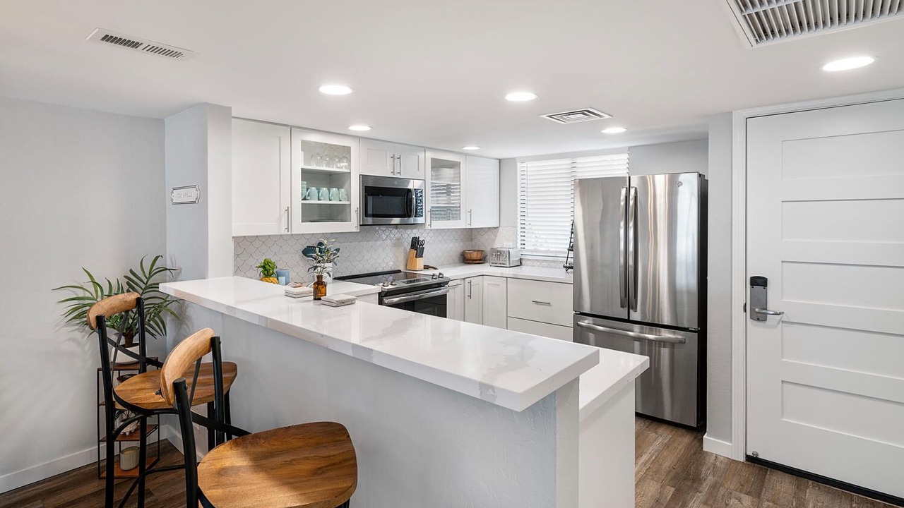 Photo of Kitchen in Kahaluu Bay