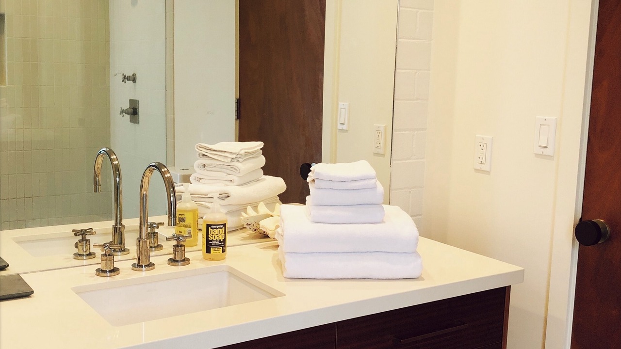 Photo of Bathroom in 'Aina Haina