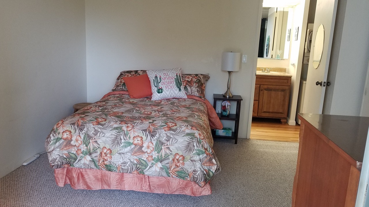 Photo of Bedroom in Waimalu