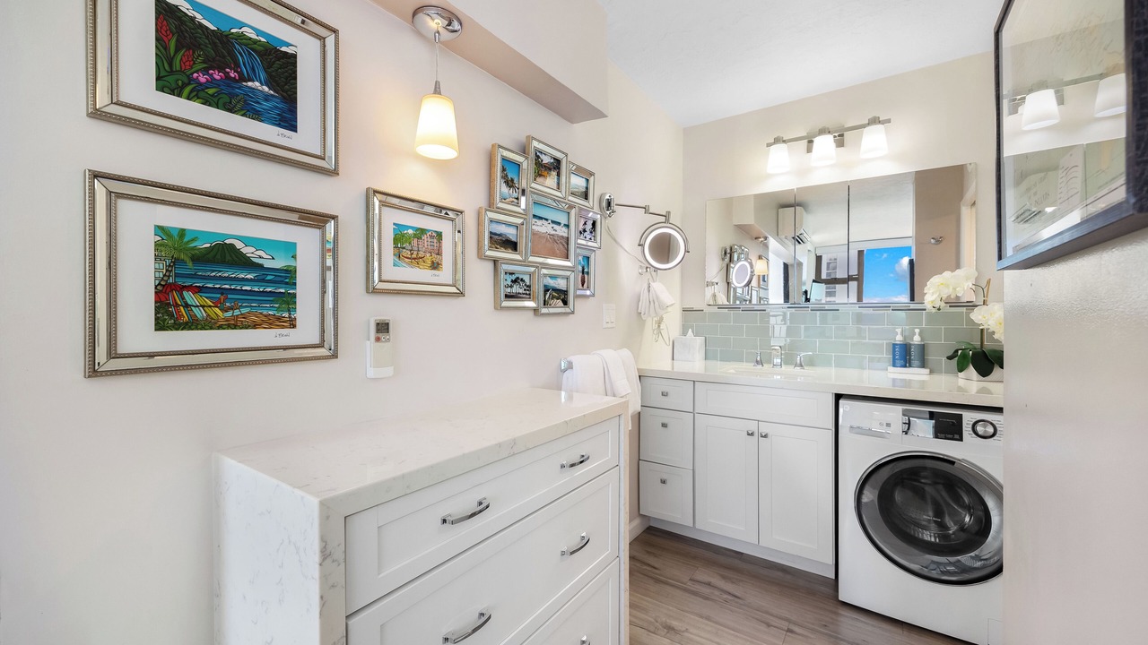 Photo of Bathroom in Waikiki