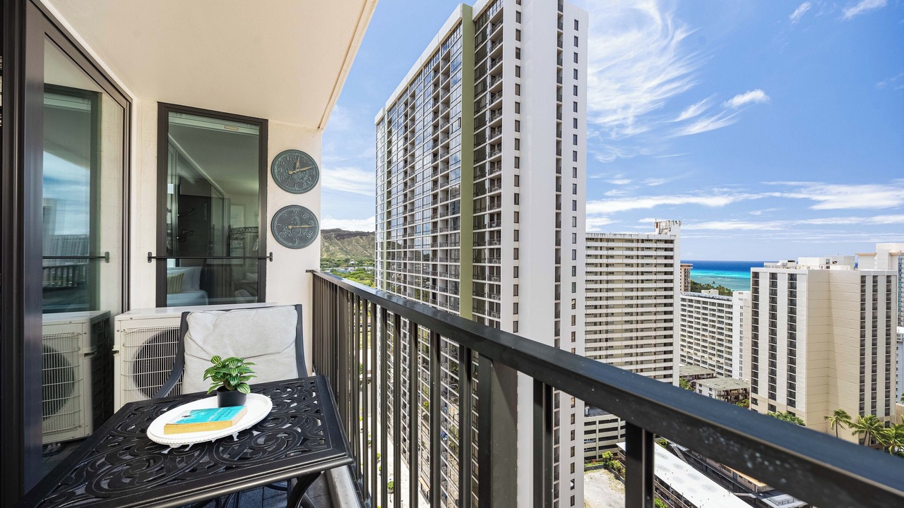 Photo of Patio Balcony in Waikiki