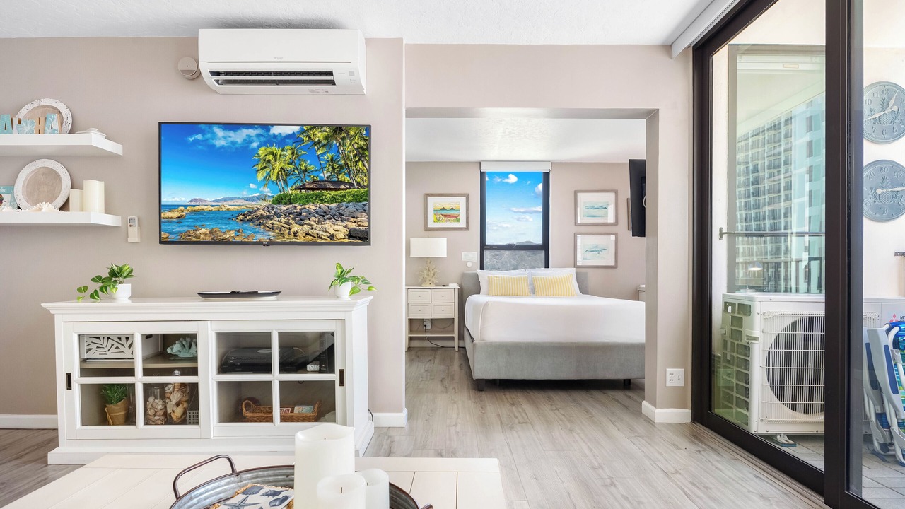 Photo of Bedroom in Waikiki