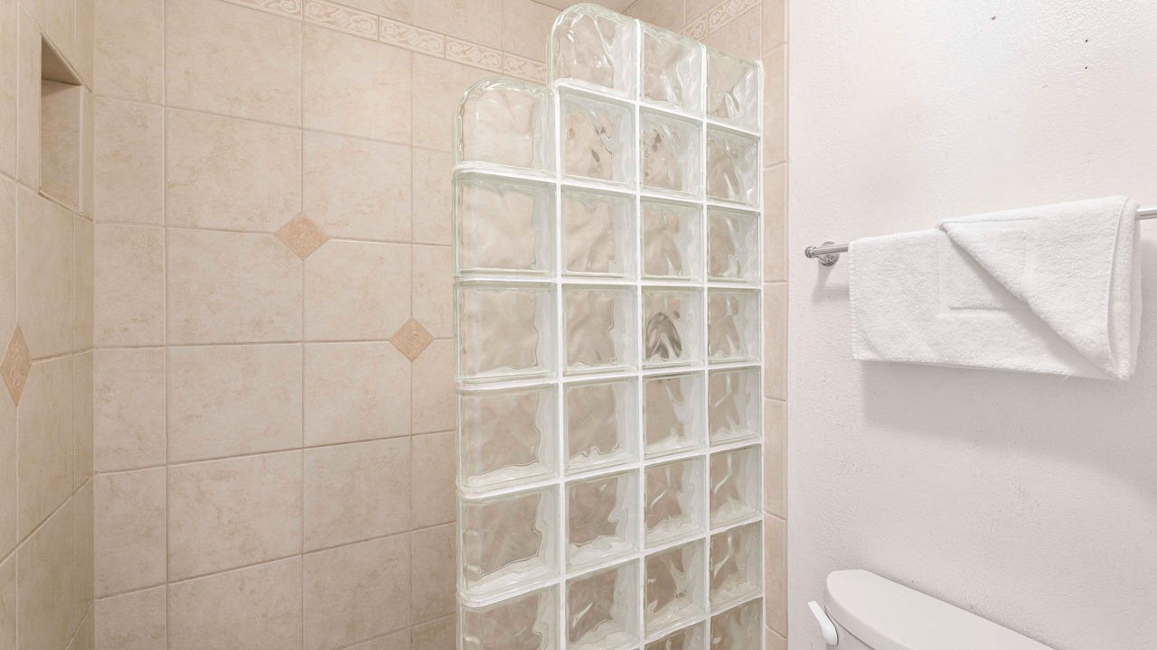 Photo of Bathroom in Keauhou