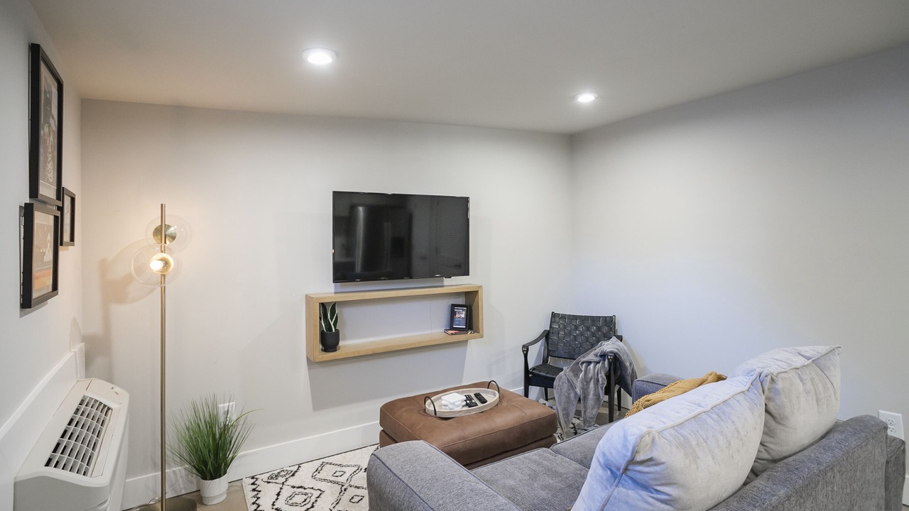 Photo of Livingroom in McFerrin Park