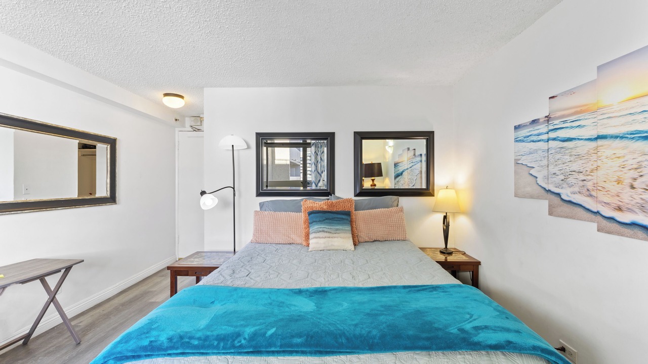 Photo of Bedroom in Waikiki