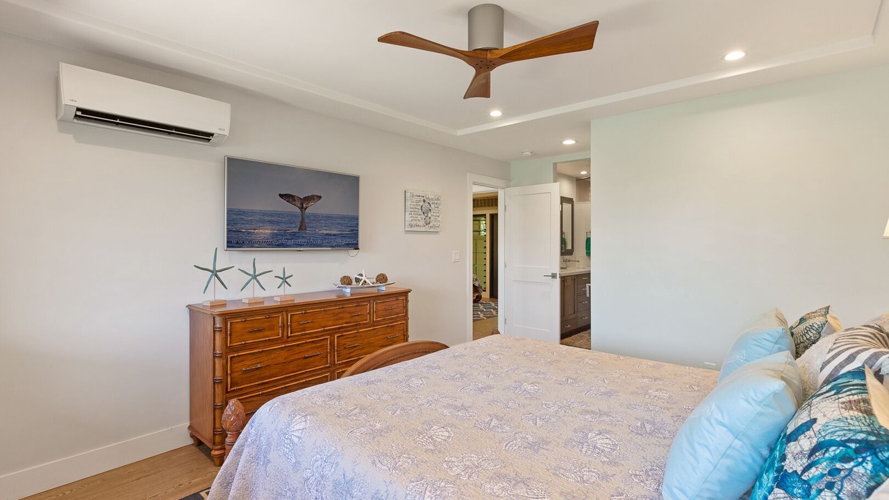 Photo of Bedroom in Downtown Lahaina