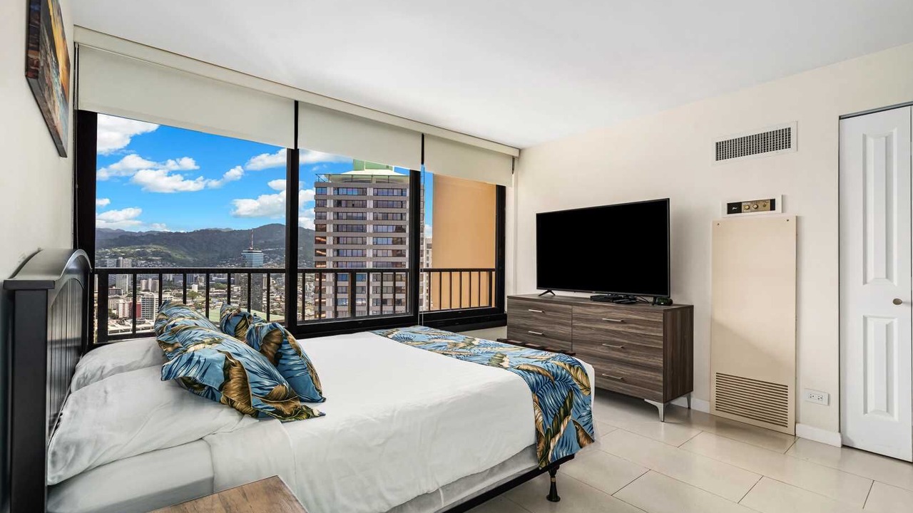 Photo of Bedroom in Waikiki