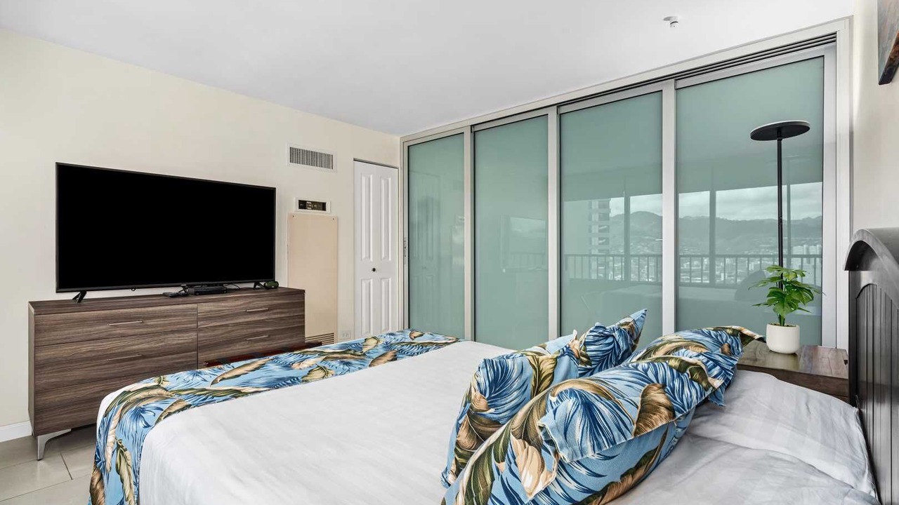 Photo of Bedroom in Waikiki