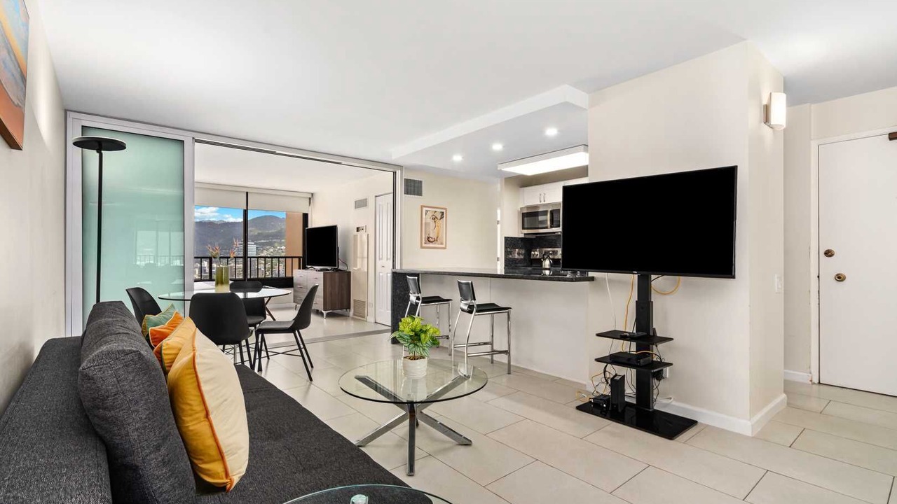 Photo of Livingroom in Waikiki