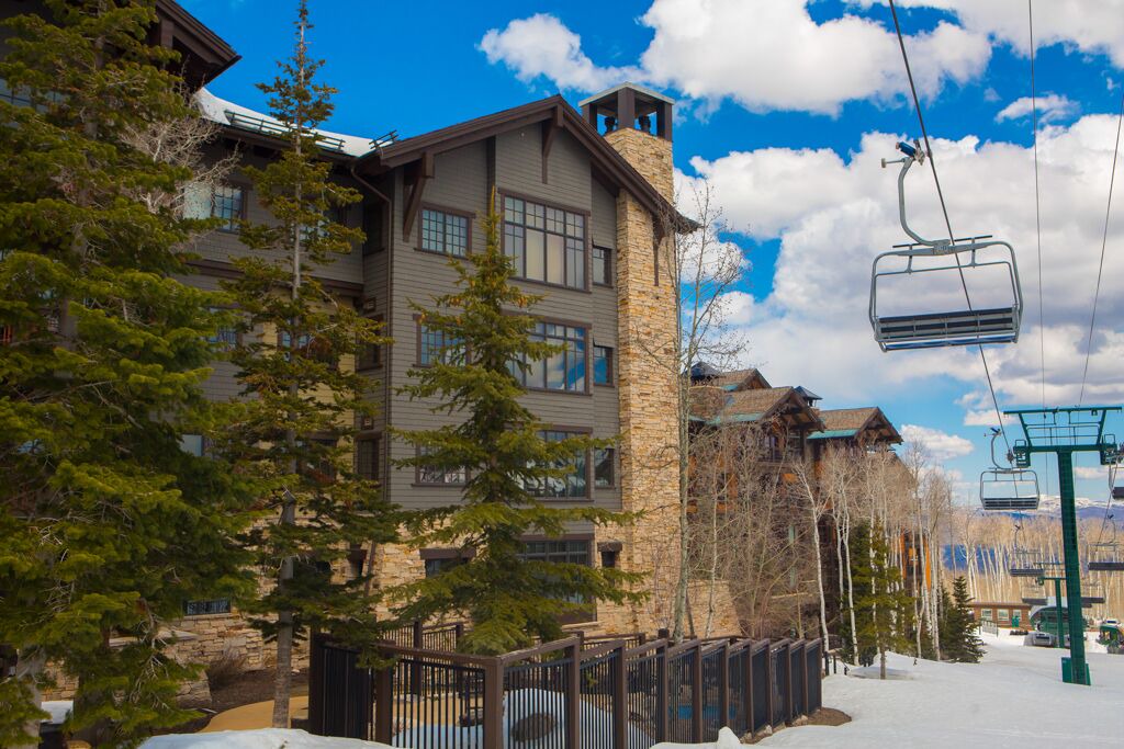 Photo of Outdoor in Empire Pass