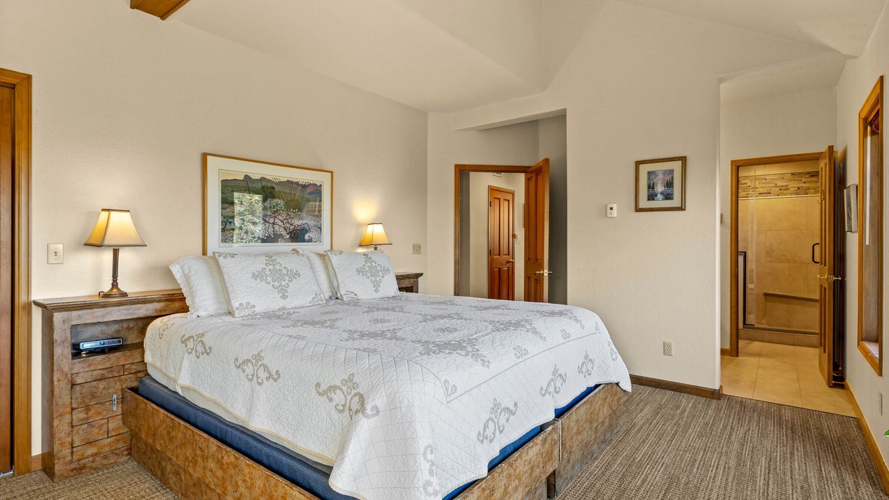 Photo of Bedroom in Boulder Ridge