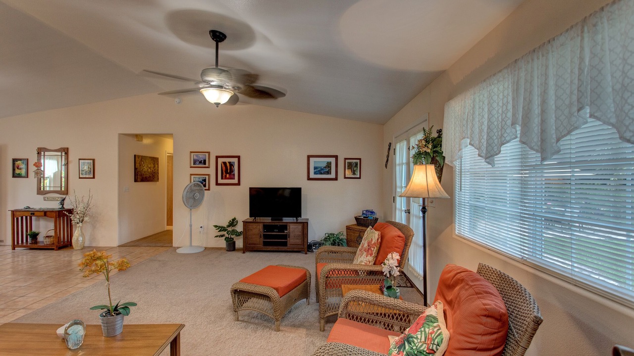 Photo of Livingroom in Keaau