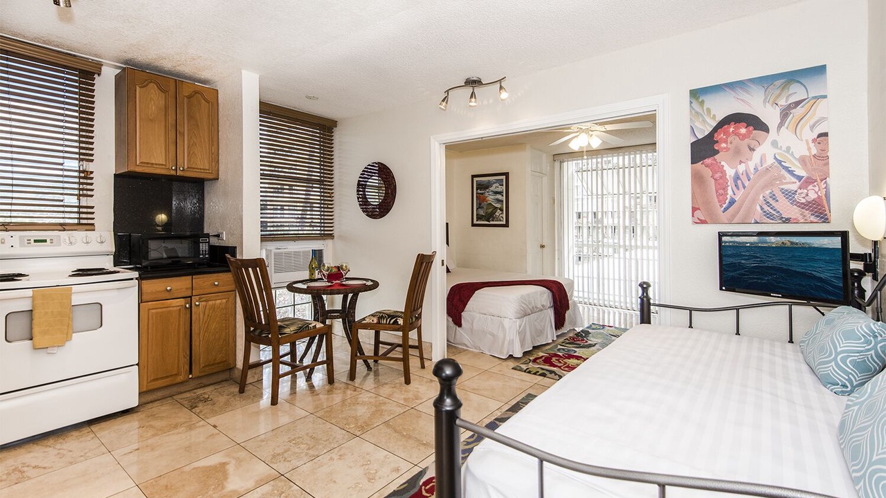 Photo of Bedroom in Waikiki