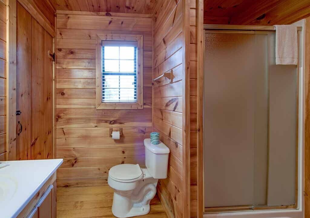 Photo of Bathroom in Gatlinburg