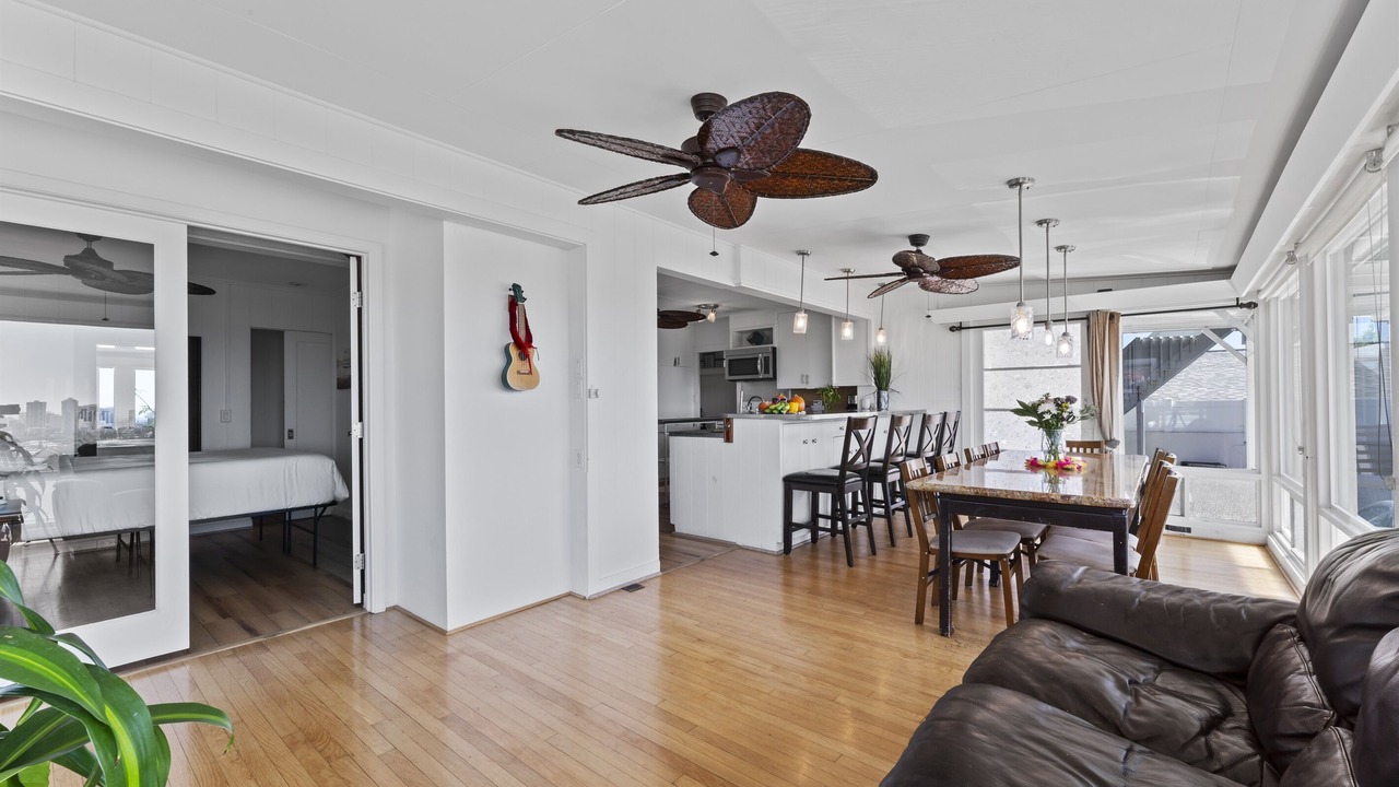 Photo of Livingroom in St Louis Heights