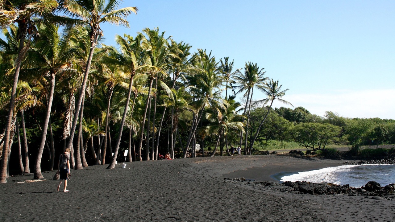 Photo of Others in Punaluu