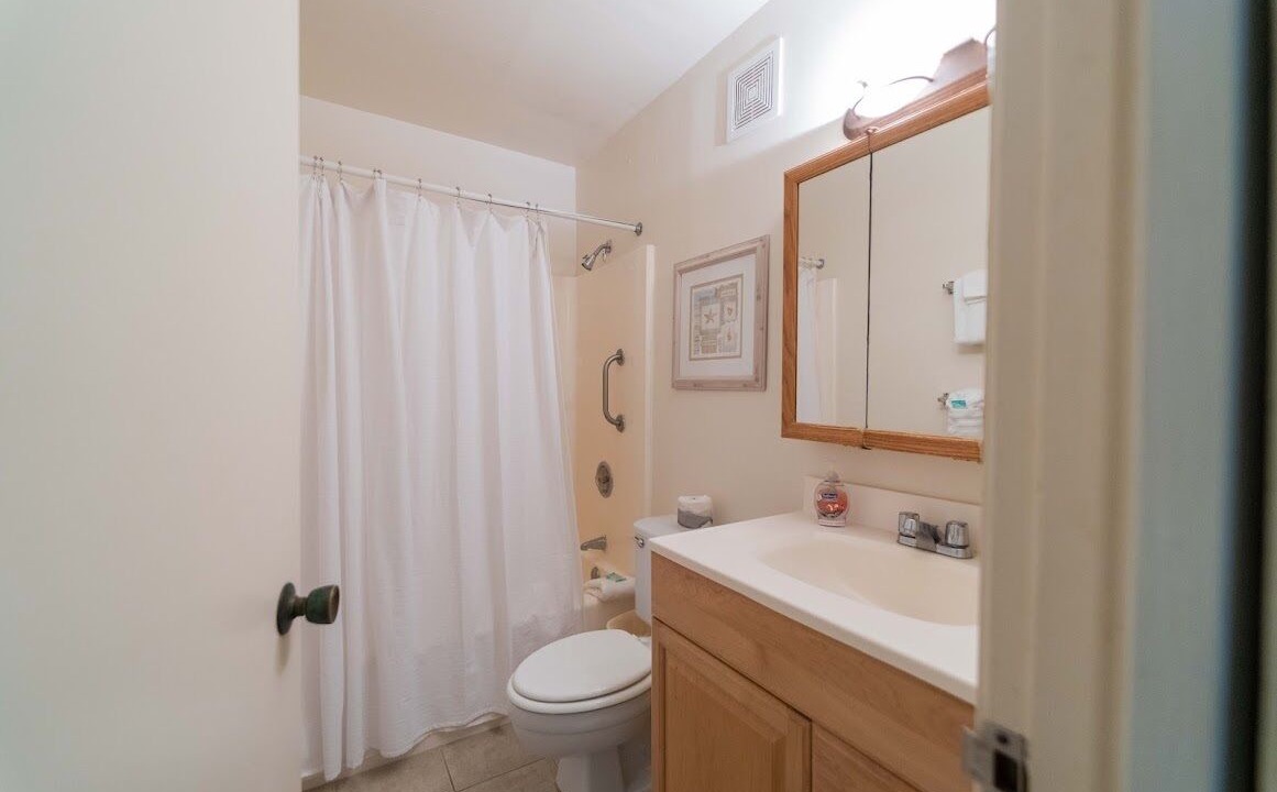 Photo of Bathroom in Kahuku