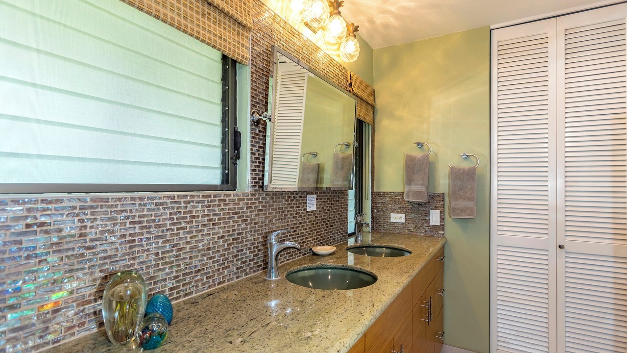 Photo of Bathroom in Wailea