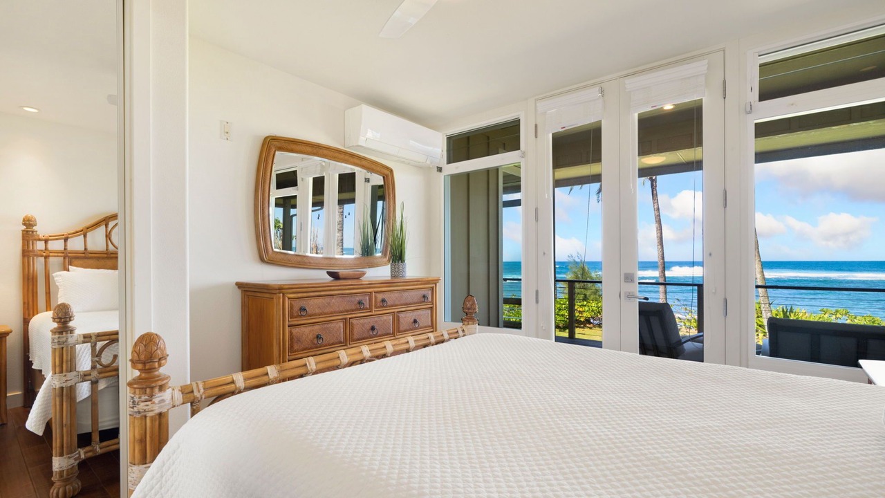 Photo of Bedroom in Wainiha