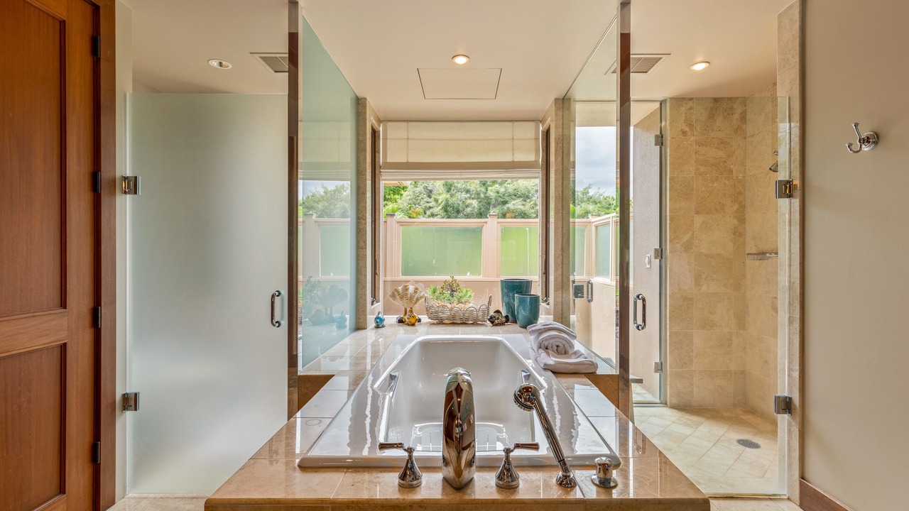 Photo of Bathroom in Kaupulehu