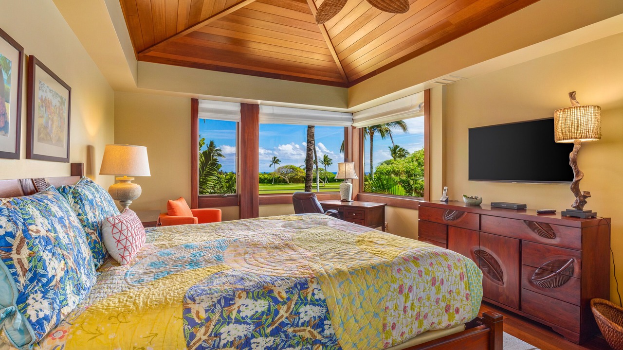 Photo of Bedroom in Kaupulehu