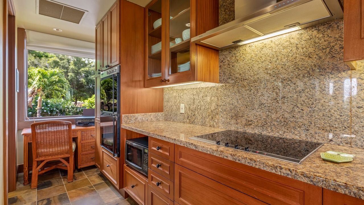 Photo of Kitchen in Kaupulehu