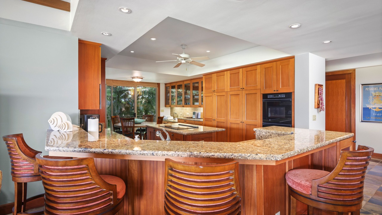 Photo of Kitchen in Kaupulehu