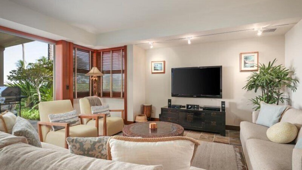 Photo of Livingroom in Kaupulehu