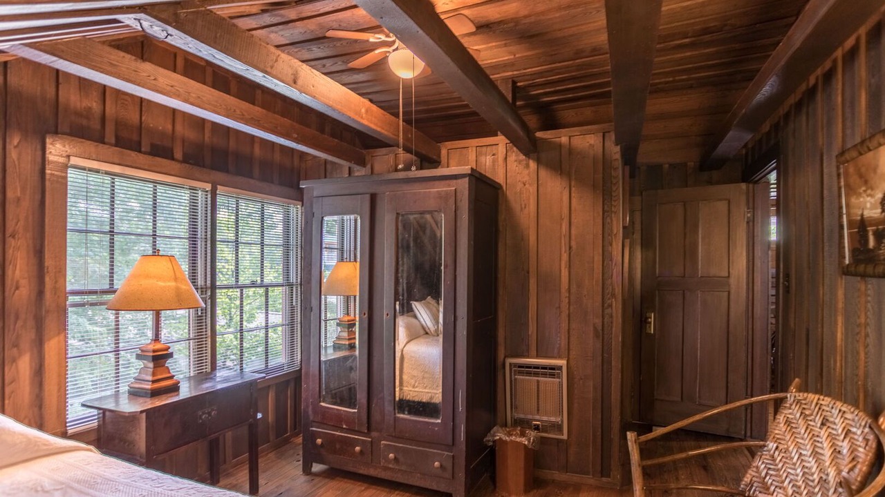 Photo of Bedroom in Blowing Rock