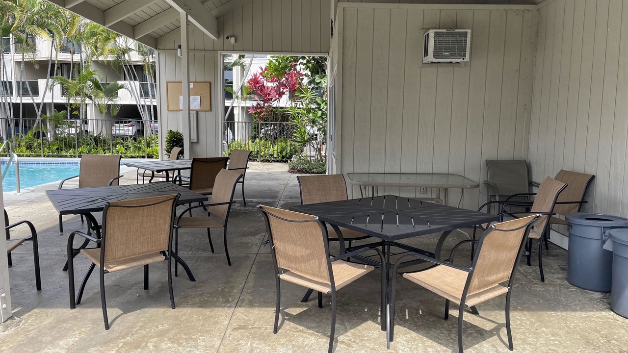 Photo of Others in Historic Kailua Village