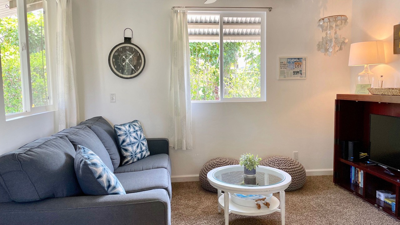 Photo of Livingroom in Haiku