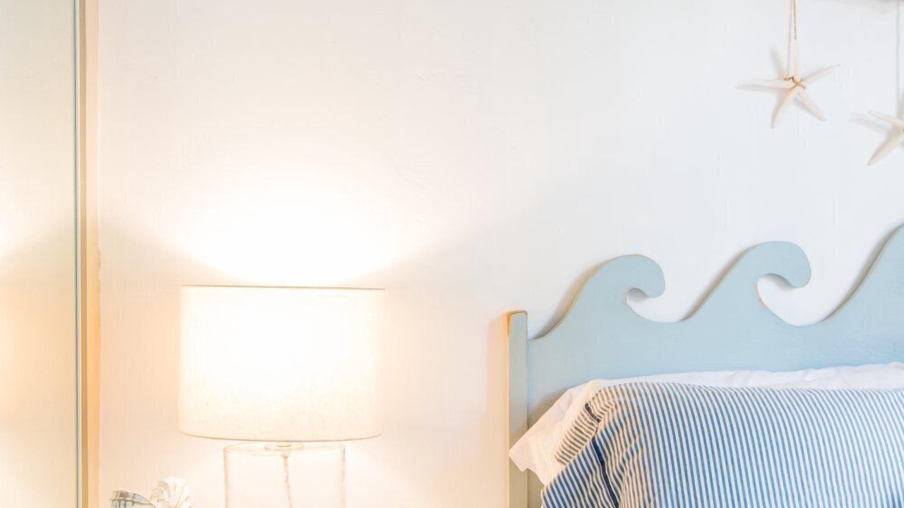 Photo of Bedroom in Haiku