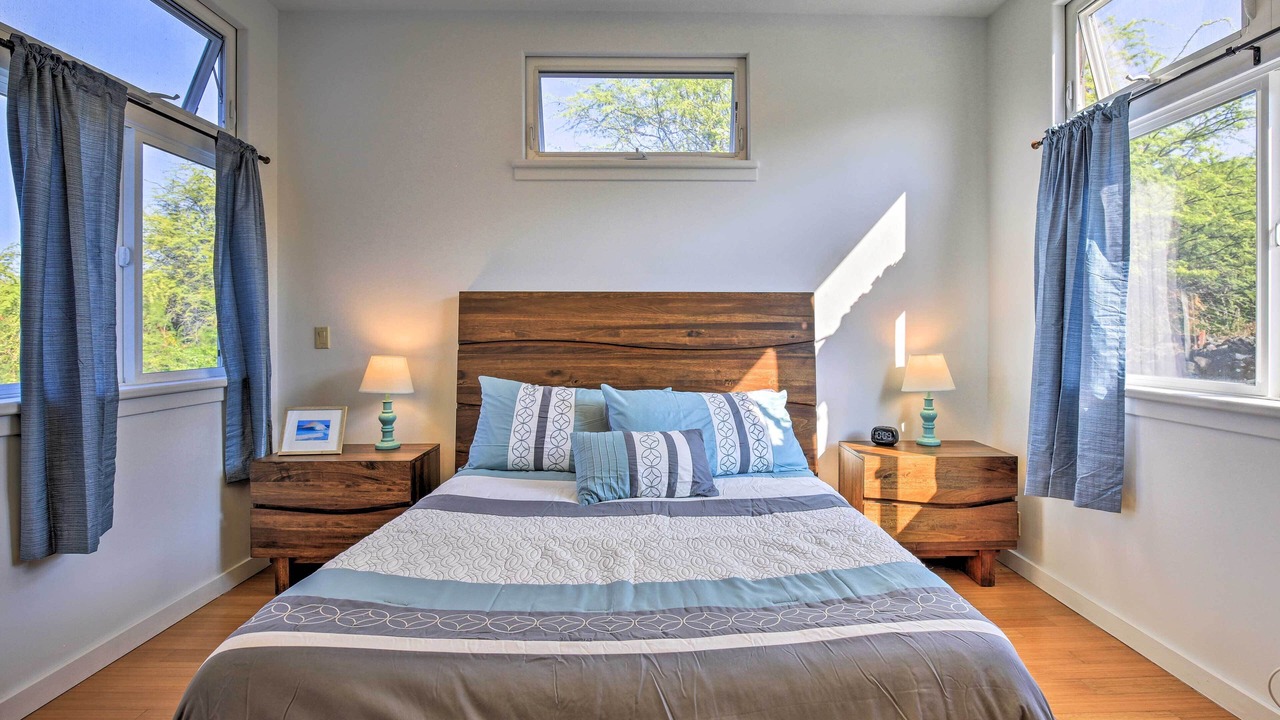 Photo of Bedroom in Kahaluu Bay