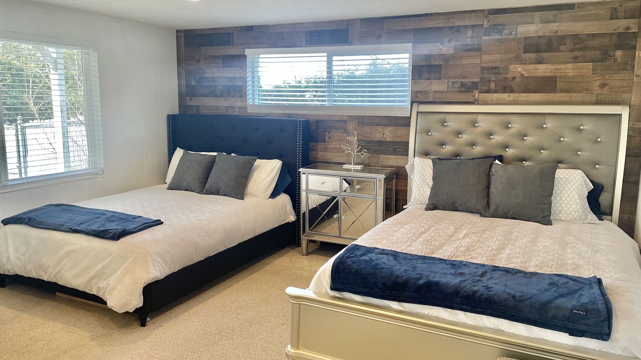 Photo of Bedroom in Olympus Cove