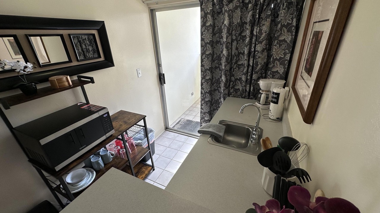 Photo of Kitchen in Waikiki