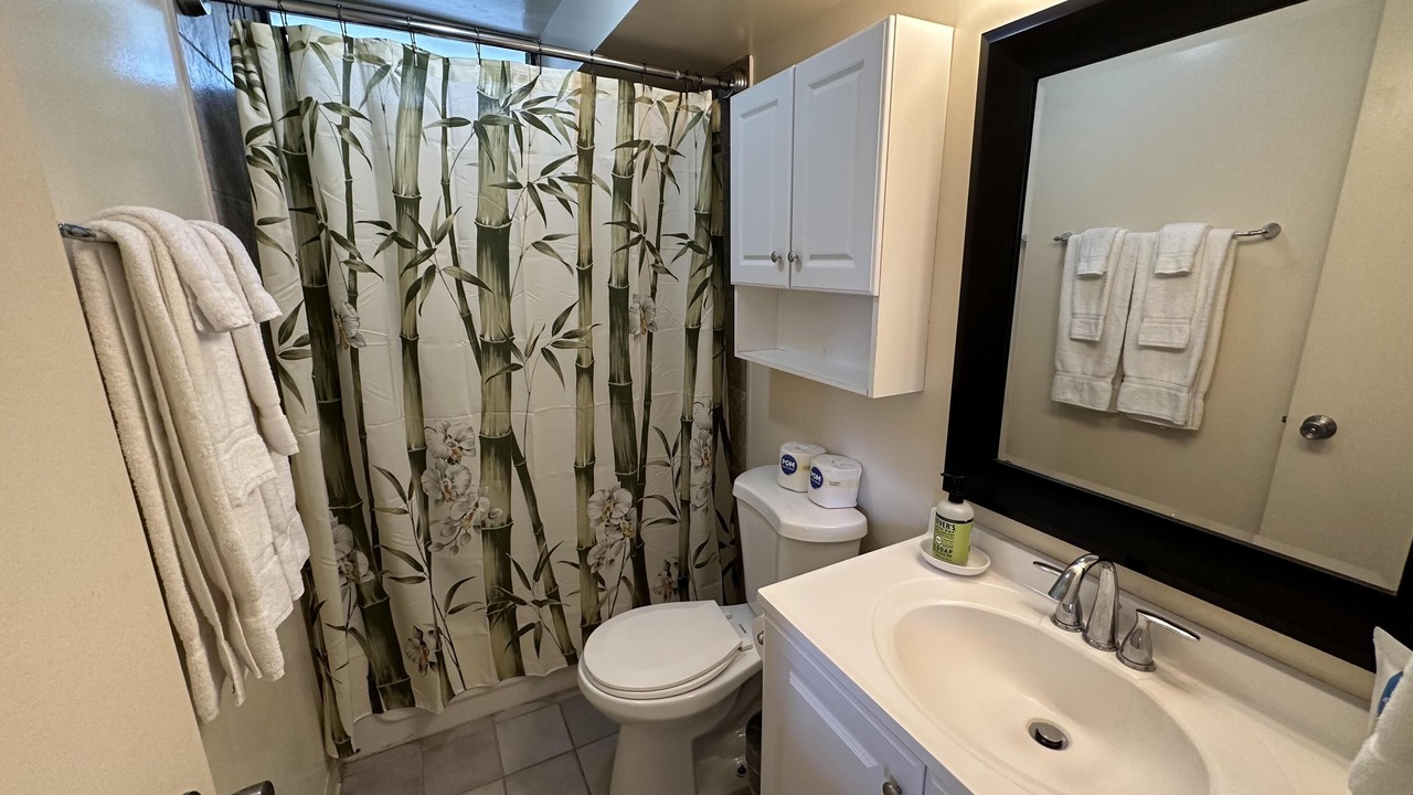 Photo of Bathroom in Waikiki