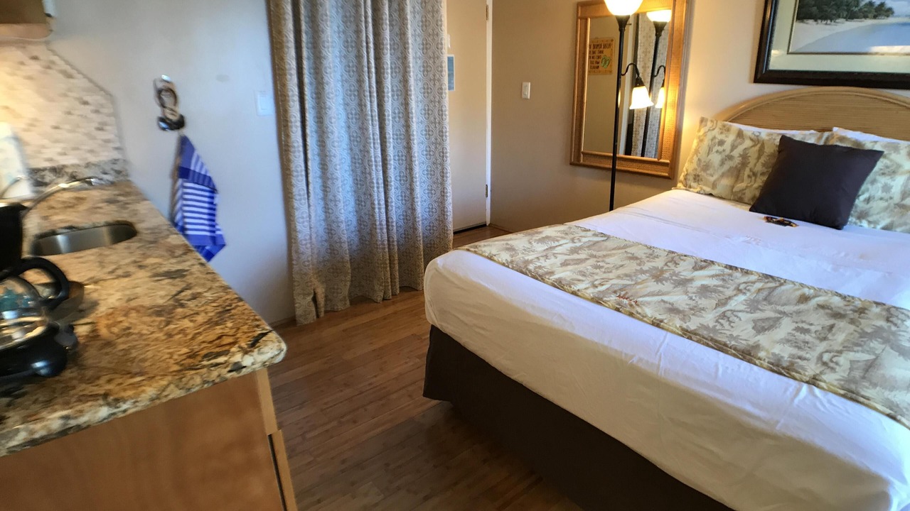Photo of Bedroom in Waikiki