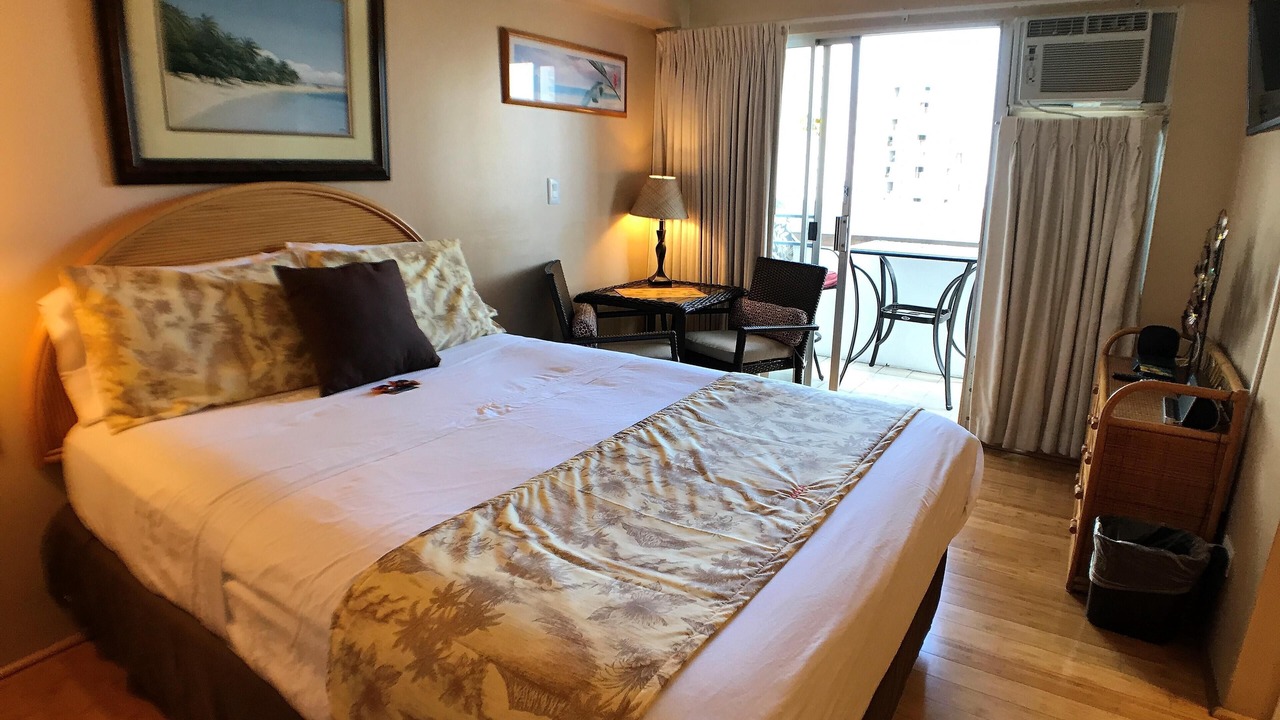 Photo of Bedroom in Waikiki
