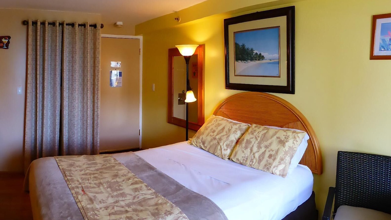 Photo of Bedroom in Waikiki