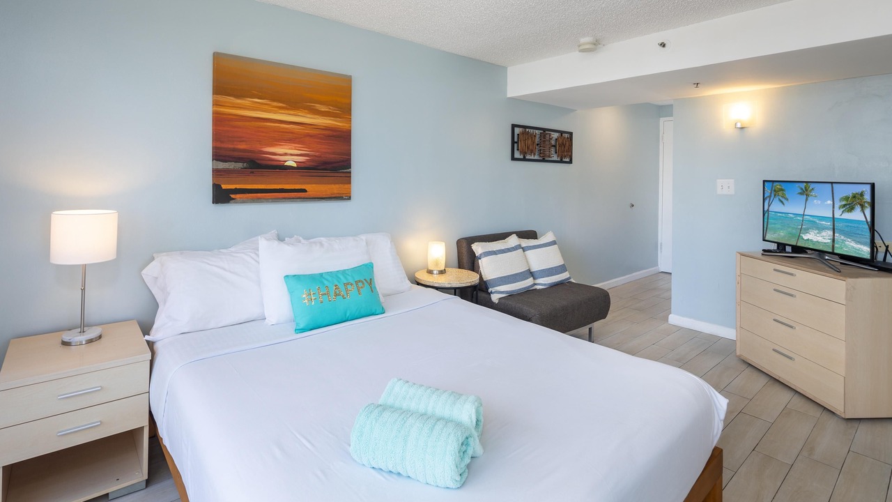 Photo of Bedroom in Waikiki