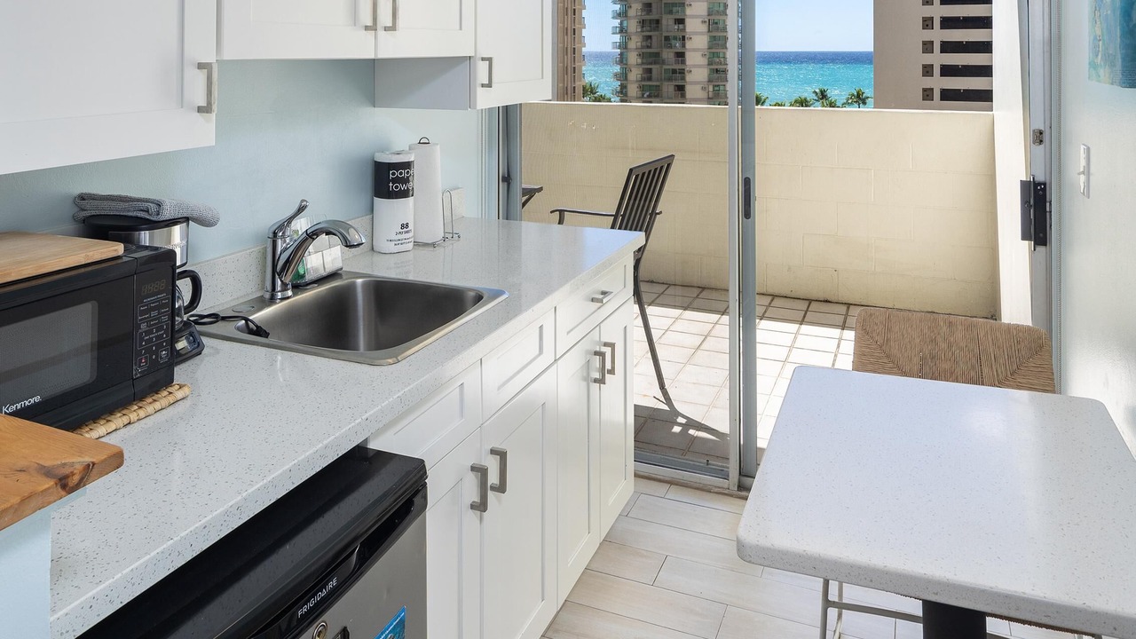 Photo of Kitchen in Waikiki