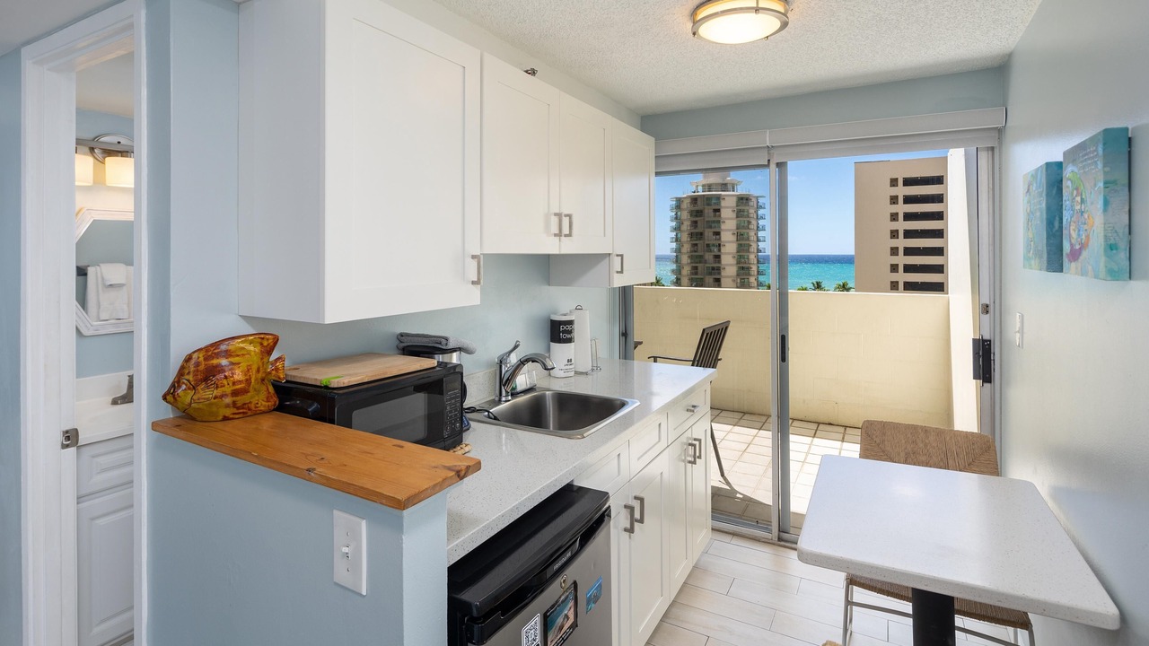 Photo of Kitchen in Waikiki