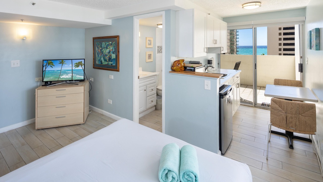 Photo of Bedroom in Waikiki