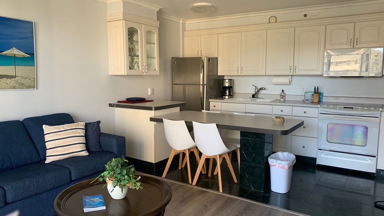 Photo of Kitchen in Waikiki