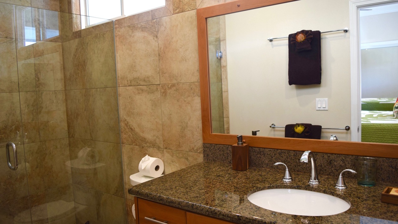 Photo of Bathroom in Pauwela