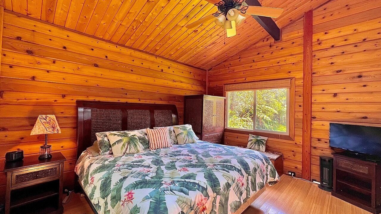 Photo of Bedroom in Volcano