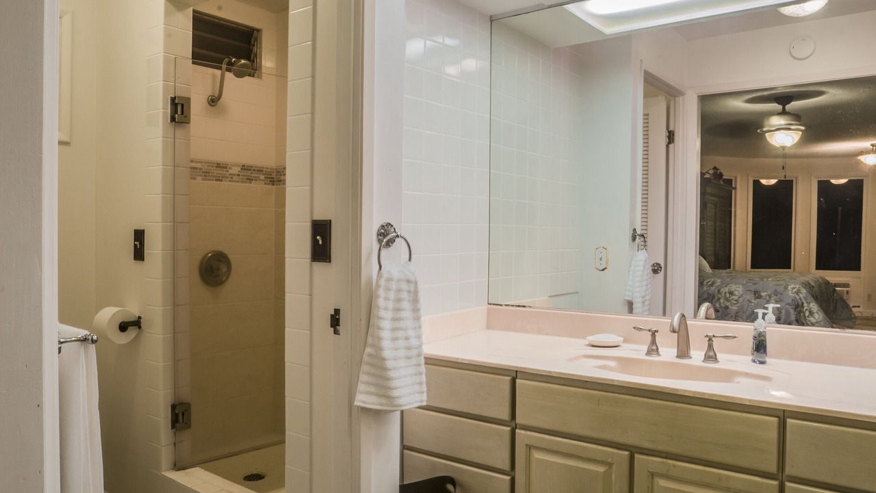 Photo of Bathroom in Portlock