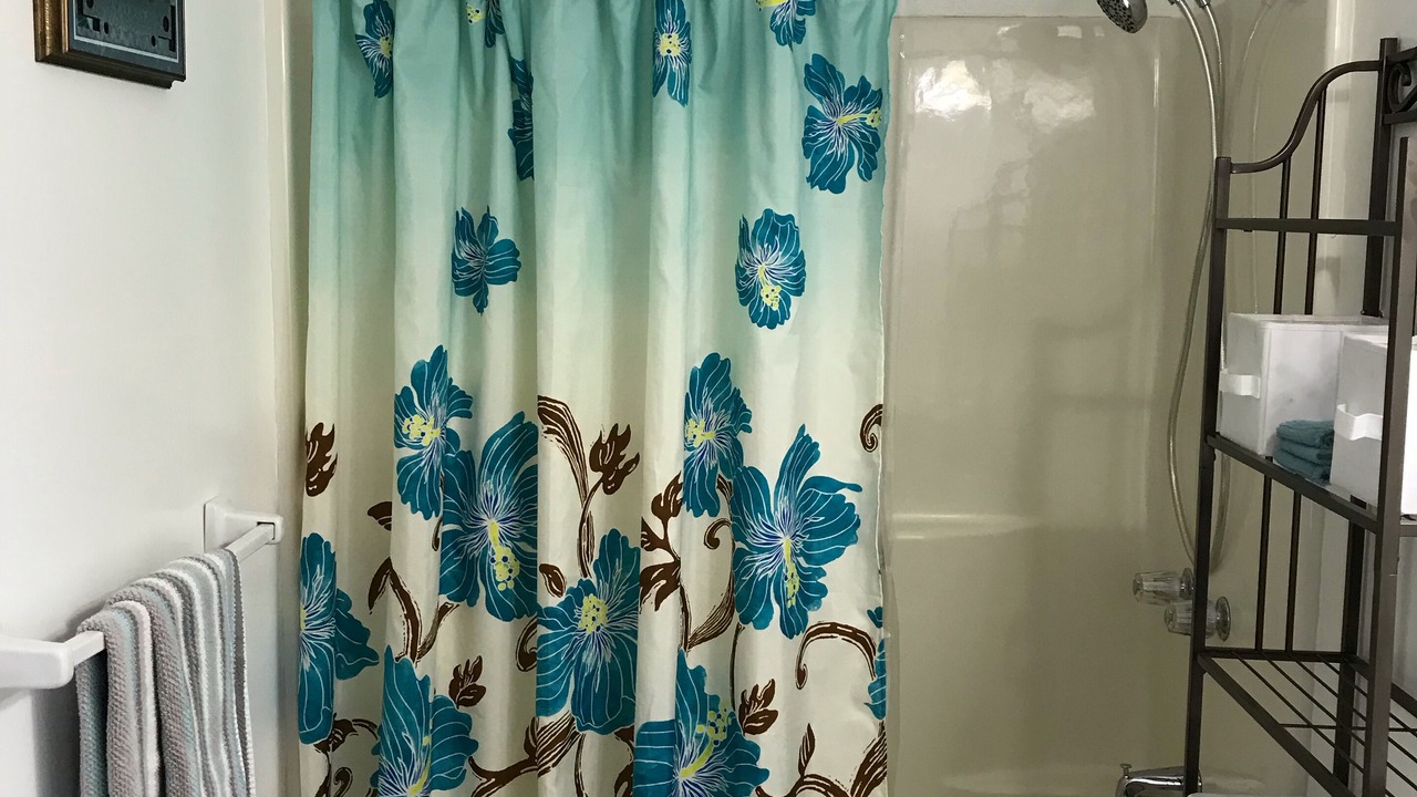 Photo of Bathroom in Keaau